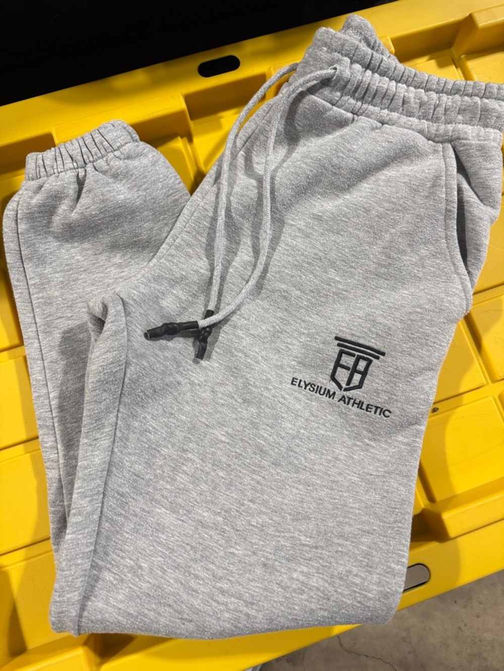 Elysium Athletic Gray Joggers Size Medium